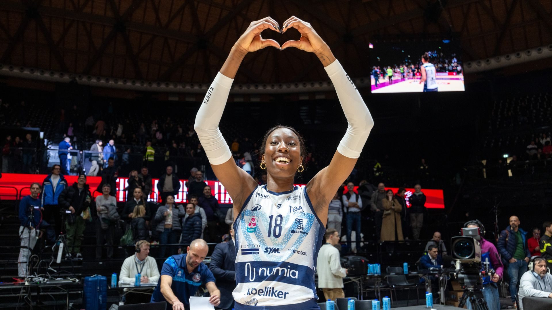 协力, 两度登上领, 乐部来说 协力, 两度登上领, 乐部来说