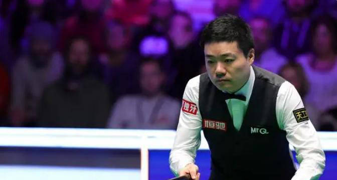 后两场, 对阵龙泽煌, 锁定胜局 后两场, 对阵龙泽煌, 锁定胜局