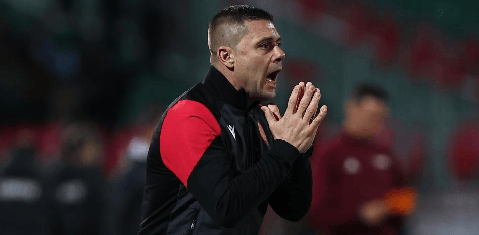 得很大的进, 常困难